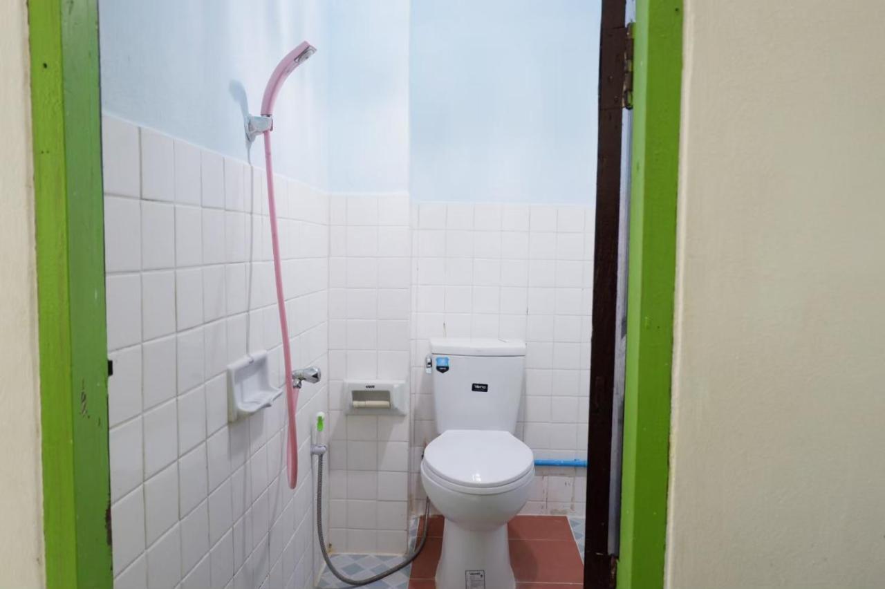 Chokchai Hotel Szajok Kültér fotó